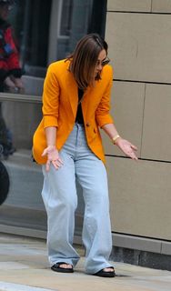 Myleene Klass feet photo thumbnail