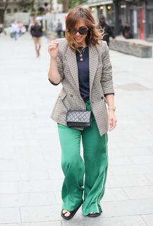Myleene Klass feet photo thumbnail