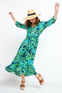 Myleene Klass feet photo thumbnail