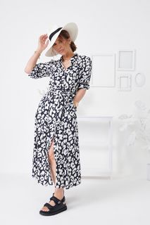 Myleene Klass feet photo thumbnail