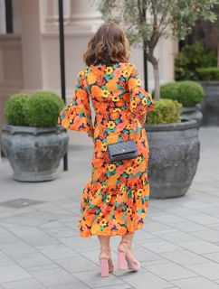Myleene Klass feet photo thumbnail