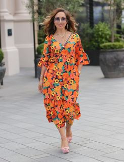 Myleene Klass feet photo thumbnail