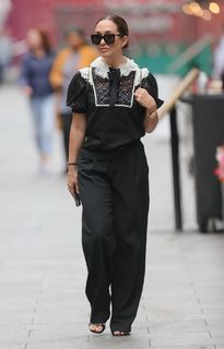 Myleene Klass feet photo thumbnail