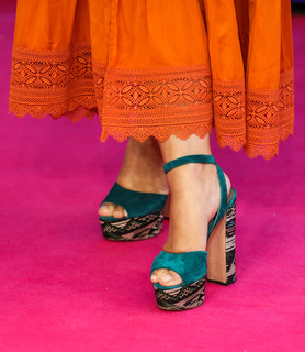 Myleene Klass feet photo thumbnail