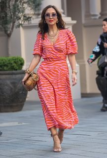 Myleene Klass feet photo thumbnail