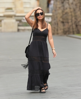 Myleene Klass feet photo thumbnail