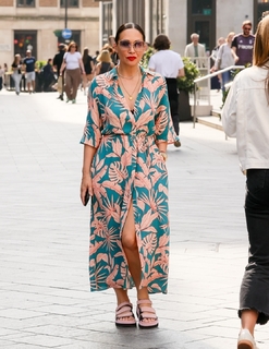 Myleene Klass feet photo thumbnail