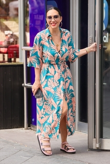 Myleene Klass feet photo thumbnail