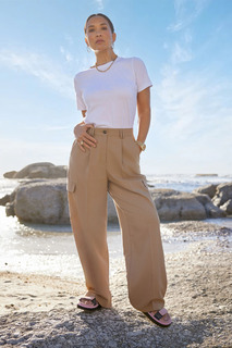 Myleene Klass feet photo thumbnail