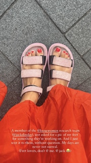 Myleene Klass feet photo thumbnail