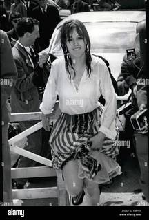 Mylène Demongeot feet photo 3