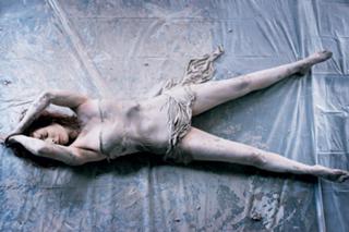 Mylène Farmer feet photo thumbnail