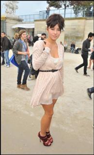 Mylène Jampanoï feet photo 18