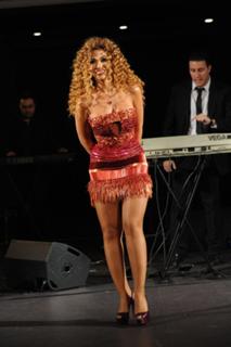 Myriam Fares feet photo thumbnail