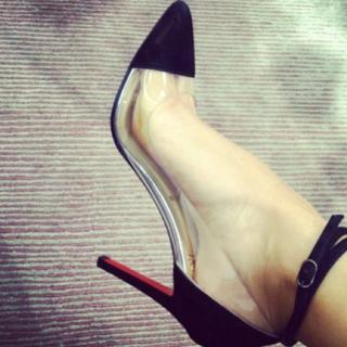 Myriam Fares feet photo thumbnail