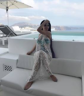 Myriam Fares feet photo thumbnail