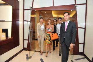 Myriam Fares feet photo thumbnail