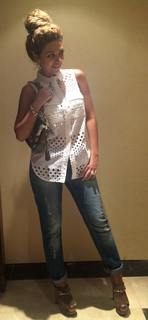 Myriam Fares feet photo thumbnail