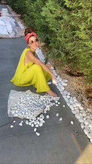Myriam Fares feet photo thumbnail