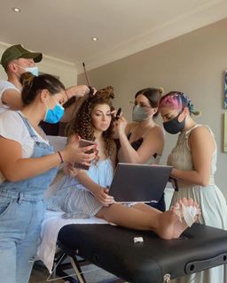 Myriam Fares feet photo thumbnail