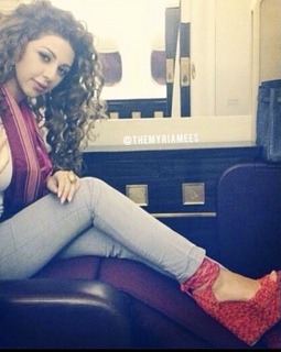 Myriam Fares feet photo thumbnail