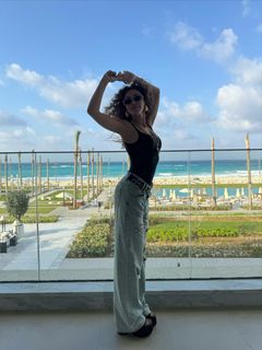 Myriam Fares feet photo thumbnail