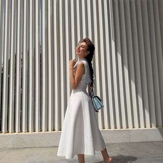 Myriam Fares feet photo 3