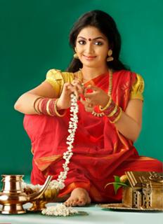 Mythili feet photo 19