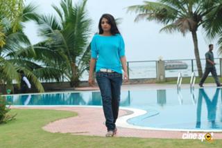 Mythili feet photo 15