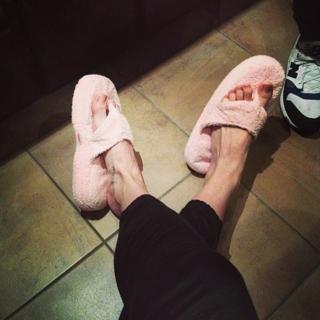 MØ feet photo 15