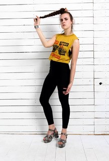 MØ feet photo 18
