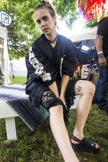 MØ feet photo 11