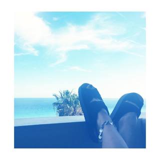 MØ feet photo 3