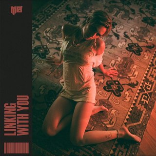 MØ feet photo 13