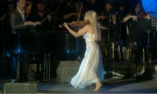 Máiréad Nesbitt feet photo 13