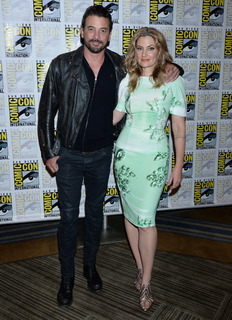 Mädchen Amick feet photo thumbnail