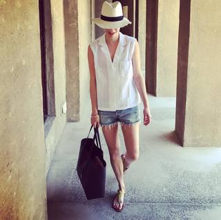 Mélanie Bernier feet photo 14