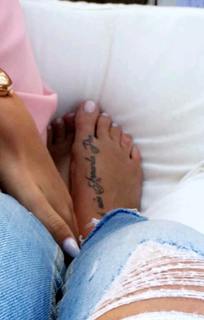 Mélanie Da Cruz feet photo 7