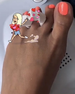 Mélanie Da Cruz feet photo 10