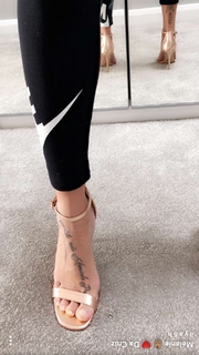 Mélanie Da Cruz feet photo 4