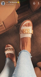 Mélanie Da Cruz feet photo 9