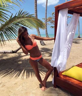 Mélanie Dedigama feet photo 8