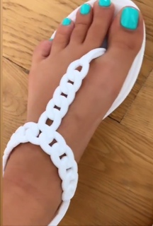 Mélanie Dedigama feet photo 13