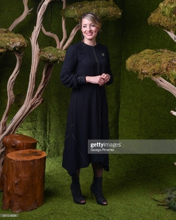 Mélanie Joly feet photo 13
