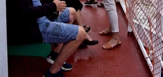 Mélanie Joly feet photo 8