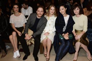 Mélanie Laurent feet photo thumbnail