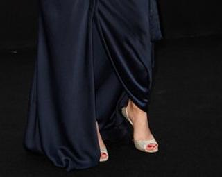 Mélanie Laurent feet photo thumbnail