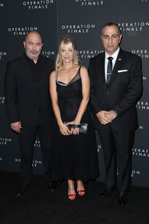 Mélanie Laurent feet photo thumbnail