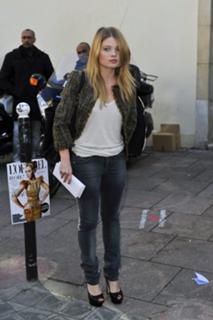 Mélanie Thierry feet photo 3