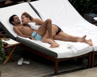 Mélissa Theuriau feet photo 8